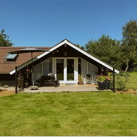 Traditional Summer House Near Henne